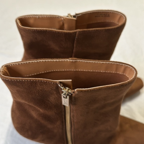 Jessica Simpson Chelsea Faux Suede 4 in Heel Brown Boots Size 11 - Picture 7 of 7